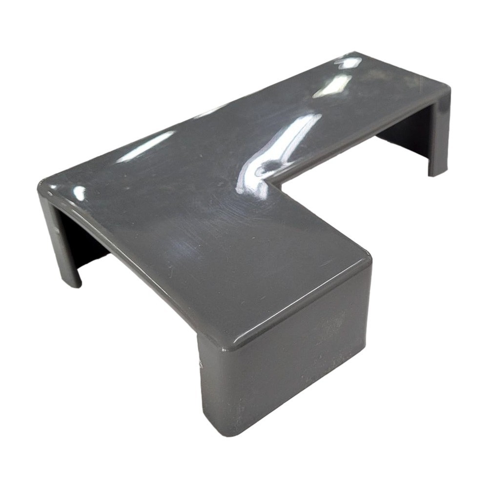POST CORNER CAP 100MM 90° RIGHT
