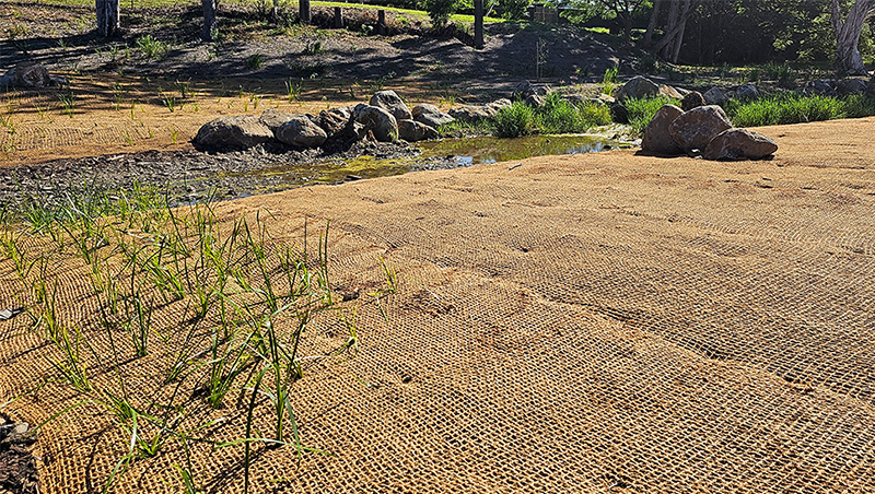 700gsm EnviroBlanket product used in Walshpool Creek Park.
